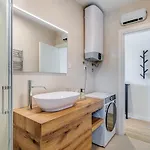 Apartament Luxury Znjan *