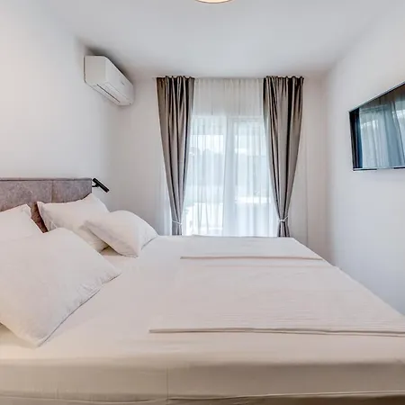 Luxury Znjan Daire *