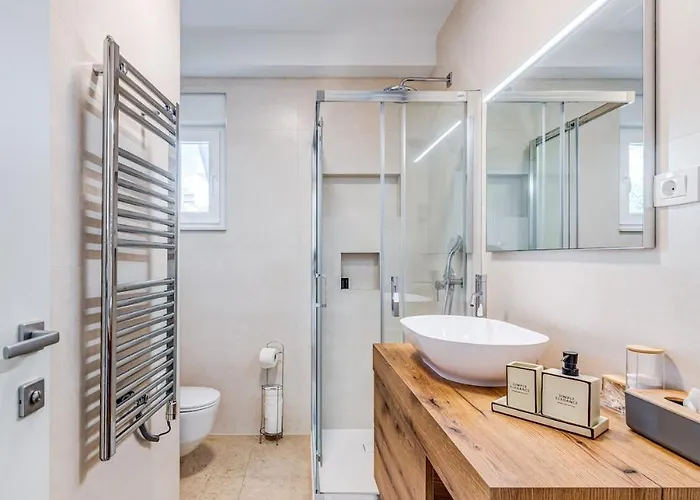 Lägenhet Luxury Znjan Split